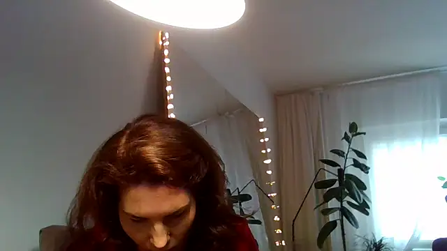 Ms-Lust1- – Live XXX-chat