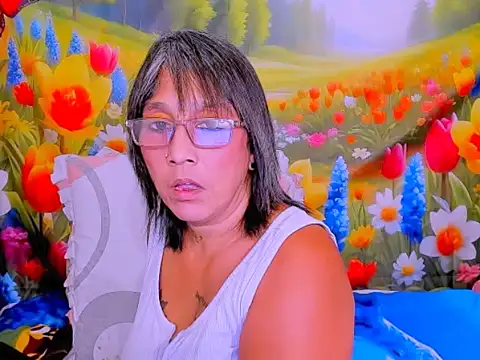 Онлайн чат XXX indianroxy