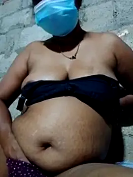 Webkamerová show boosypussy