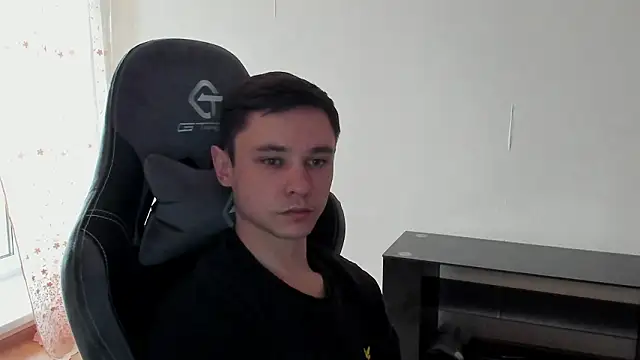 Alexmansuper webkamerás műsora