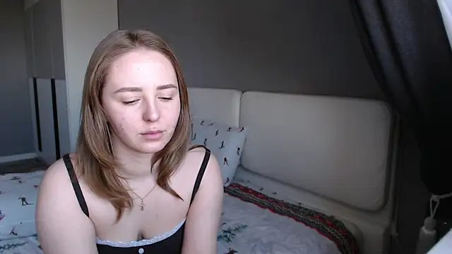 ReyleysのライブXXXチャット