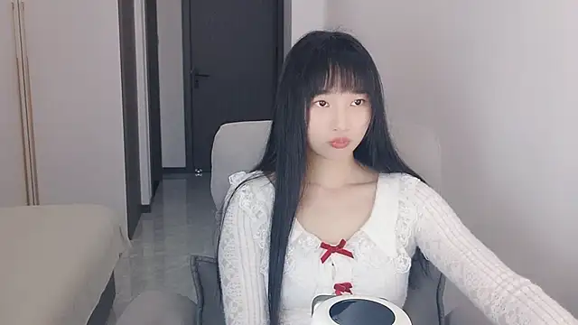 Lisa-3333's Live XXX Chat