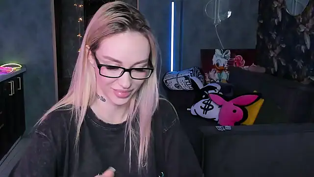 Blckmirrorr Chat XXX live