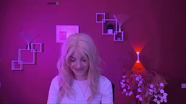 mia_starrr_: онлайн-секс-чат