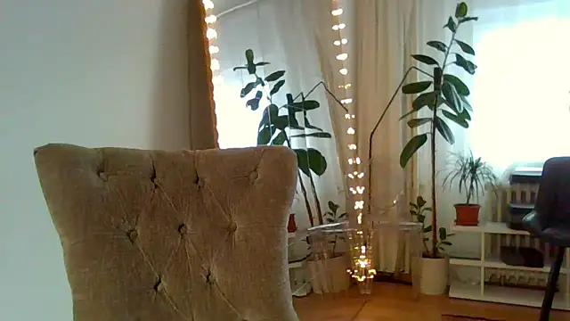 Ms-Lust1-'s Live XXX Chat