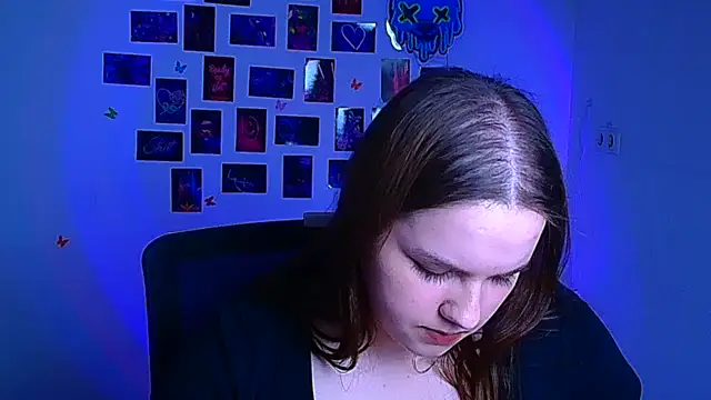 Kitty_Mia_Kitty's Live XXX Chat