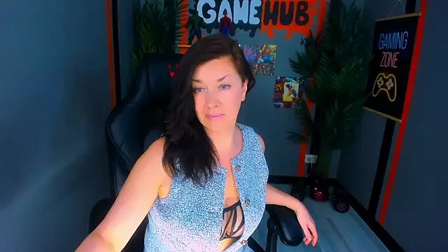 AnaMills' Live XXX Chat