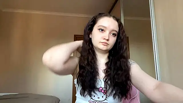 Онлайн чат XXX TrulaPhay