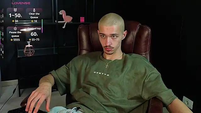 KaydenDrew 即時 XXX 聊天