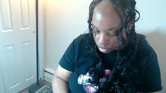 Sexymona1218 লাইভ XXX চ্যাট