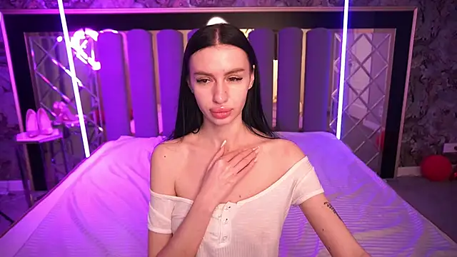 Snow_WhiteeeX élő XXX-chatje