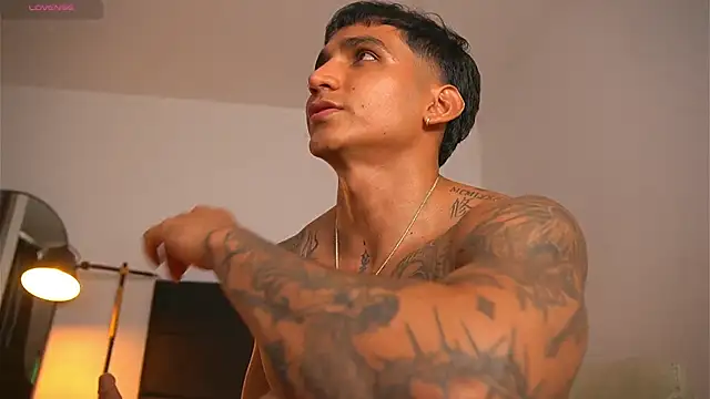 muscle_boyhorny webkamerás műsora