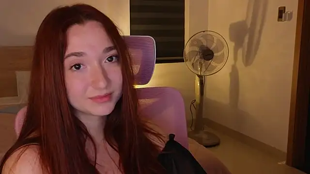 แชท XXX สดของ YasmineWest