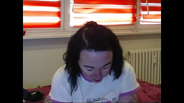 Alexie33's Live XXX Chat