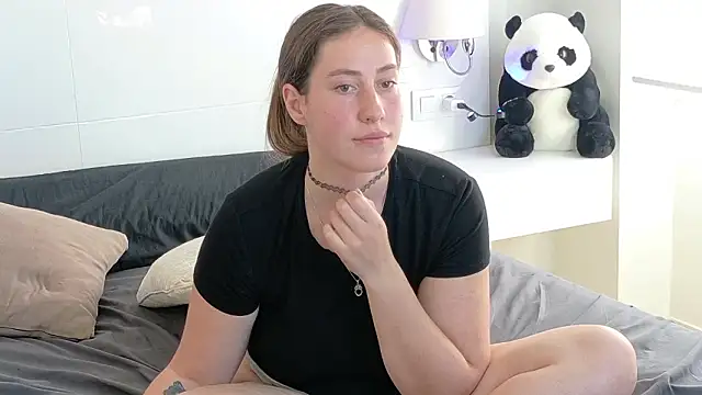 แชท XXX สดของ Kiralimme_