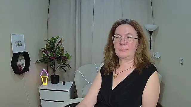 Chat XXX Live HolyMilfa