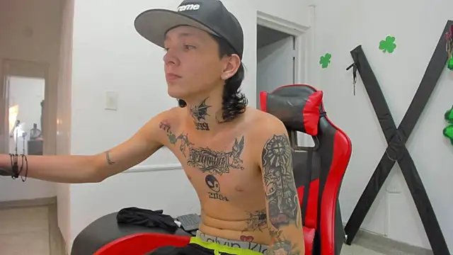 StraightBoy_Nick 라이브 XXX 채팅