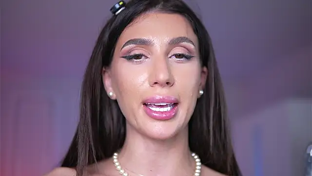 แชท XXX สดของ SammiMonroe