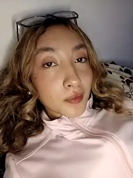 Laurenn_Sweet Chat XXX in diretta