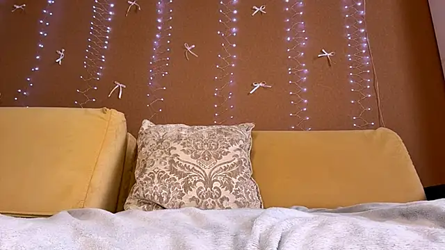 SoraCat Adlı Modelin Canlı XXX Sohbeti