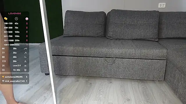 NoneRight's Live XXX Chat