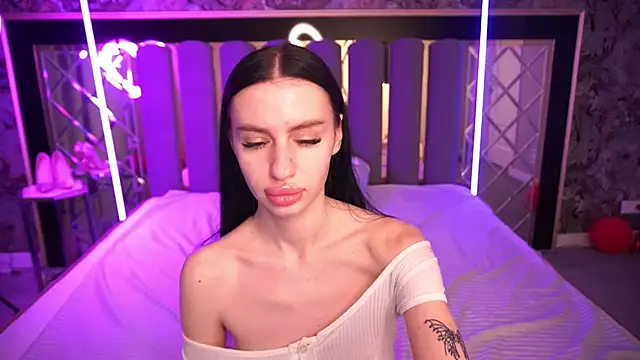 Snow_WhiteeeX: онлайн-секс-чат