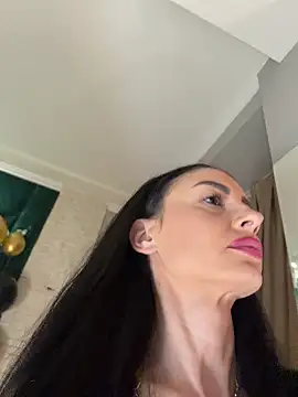 FeetVibe Adlı Modelin Canlı XXX Sohbeti