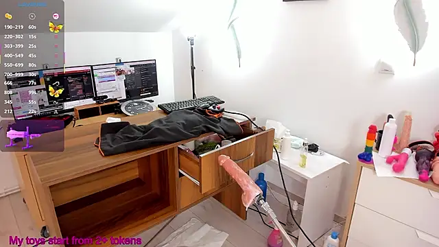 KarlaHartley's Webcam Show