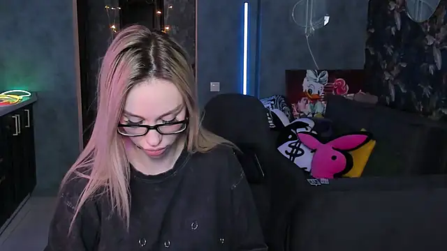 Blckmirrorr Live XXX-chat