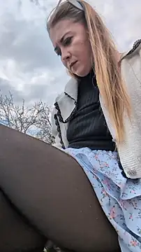 Risky_girl23_'s Live XXX Chat