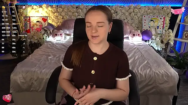 FoxyShy লাইভ XXX চ্যাট