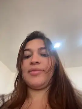 sarahreyess_11 Adlı Modelin Web Kamerası Şovu