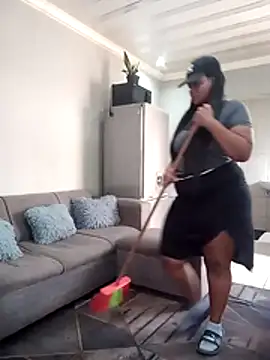 SQUITBOOTY – Naživo XXX chat