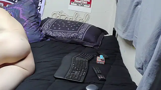 Spotless_LoadのライブXXXチャット