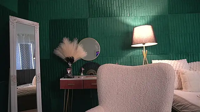 Chat XXX en directo de HaileyMoonn