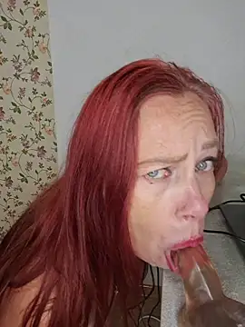 Chat XXX en directo de BlueHOT-MILf