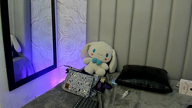 Chat XXX en directo de AlexaFoxy18