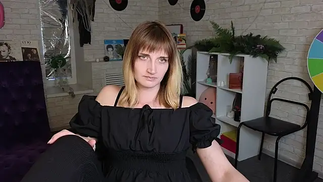 Czat XXX na żywo – Nika_Kitten