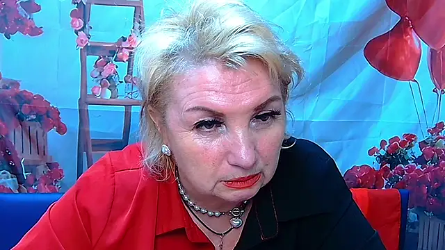 دردشة RenataDaster الجنسية المباشرة