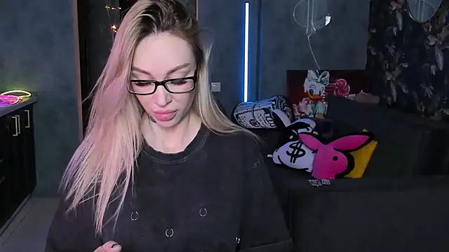 Chat XXX en directo de Blckmirrorr