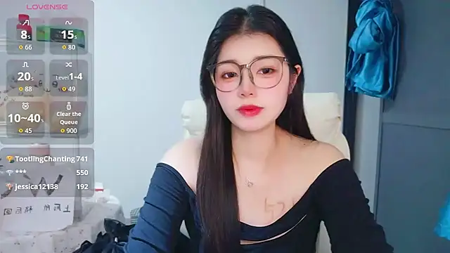 -XiaoYu-777 Live XXX-Chat