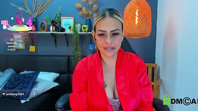 yessila_parker: онлайн-секс-чат