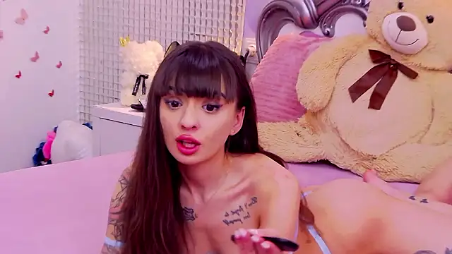 Chat XXX en directo de KayaRosse