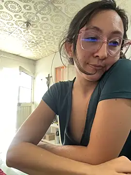 paula_p07's Live XXX Chat