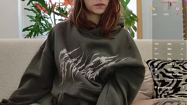 GerberaBlooms77's Live XXX Chat