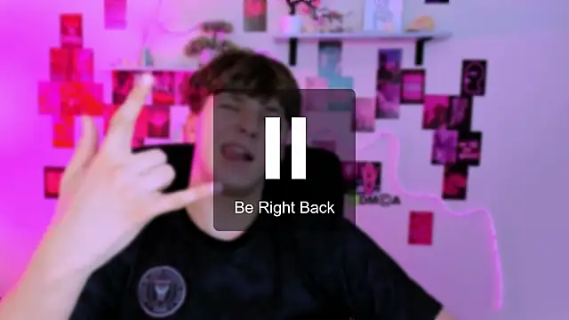 XXX chat uživo modela travis_wolf_