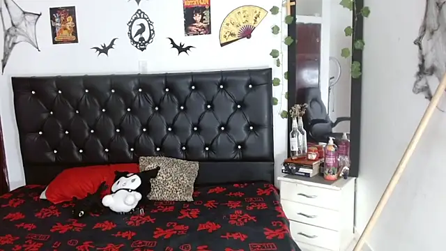 Chat XXX en directo de Luna_Ebony_