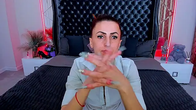 Rebecca_Diamond – Naživo XXX chat