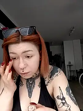 Chatroom XXX en direct de divine_eve