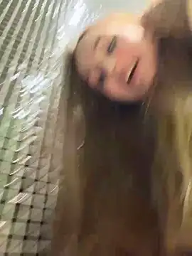 Chatroom XXX en direct de Mary_Sensory